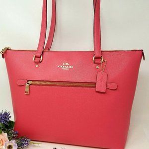 Coach Gallery Tote Bold Pink.